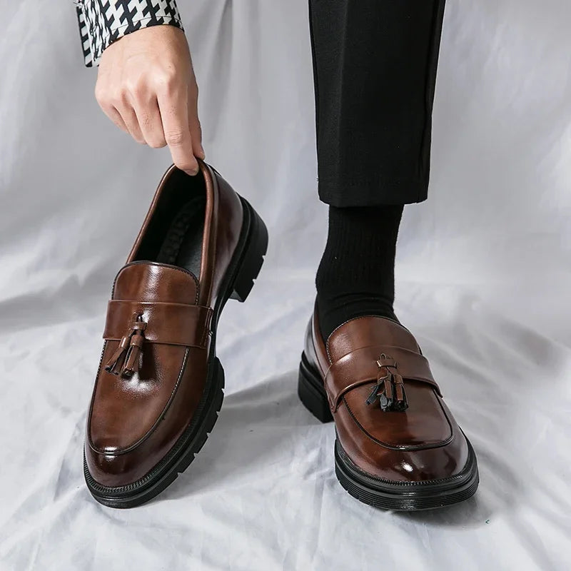 🥇 Goseekr | All-Day Comfort Meets Timeless Leather Style
