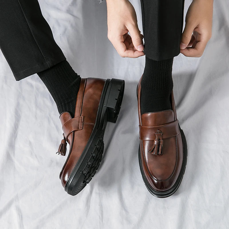 🥇 Goseekr | All-Day Comfort Meets Timeless Leather Style