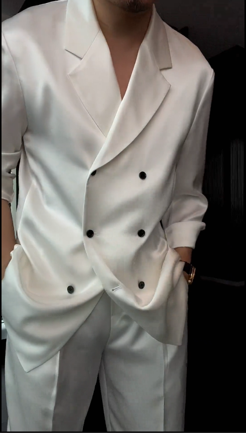 Luxury Silk Touch Business Suit — Your Ultimate Spring & Summer Suit