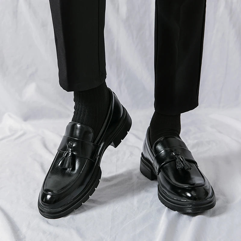 🥇 Goseekr | All-Day Comfort Meets Timeless Leather Style